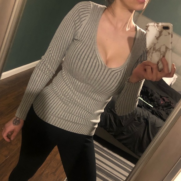 Express Ribbed Sweater - Picture 4 of 4